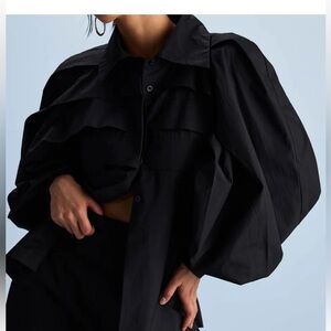 Dref by D Champagne Ruffle Button Down Shirt Blouse Black size XS